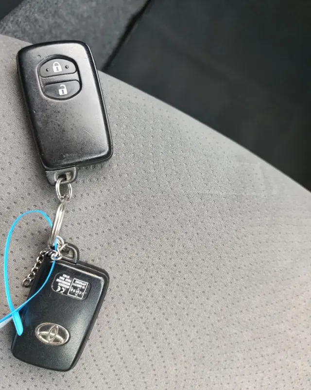 TOYOTA Prius (Hybrid) Comfort