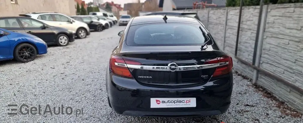 OPEL Insignia 