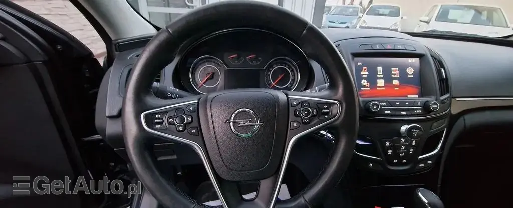OPEL Insignia 