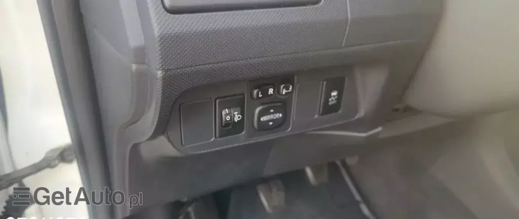 TOYOTA Auris 1.6 Premium