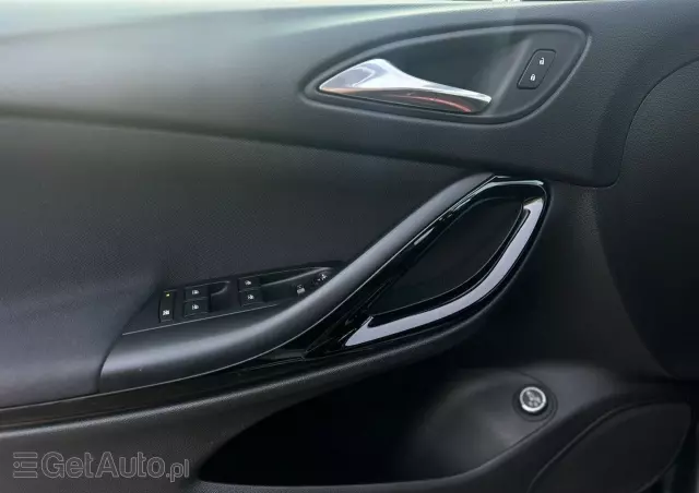 OPEL Astra V 1.4 T Dynamic S&S