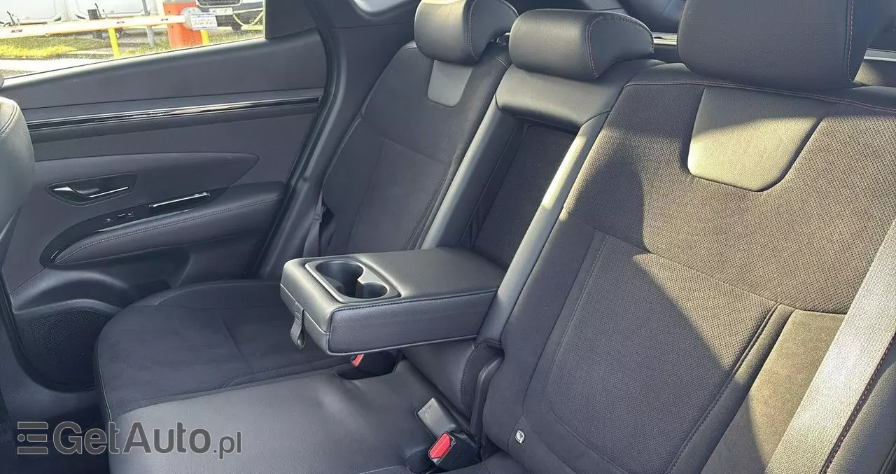 HYUNDAI Tucson 1.6 T-GDi HEV N Line 4WD