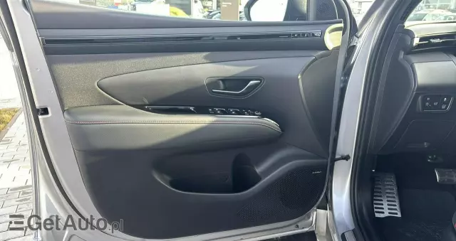 HYUNDAI Tucson 1.6 T-GDi HEV N Line 4WD