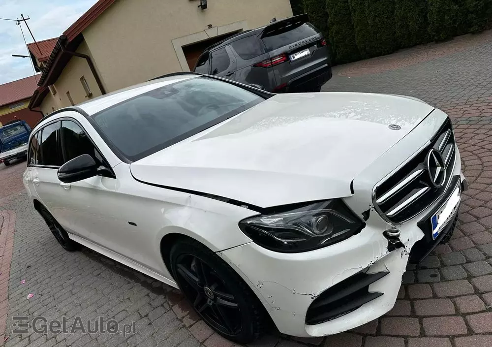 MERCEDES-BENZ Klasa E 300 de AMG/Avantgarde