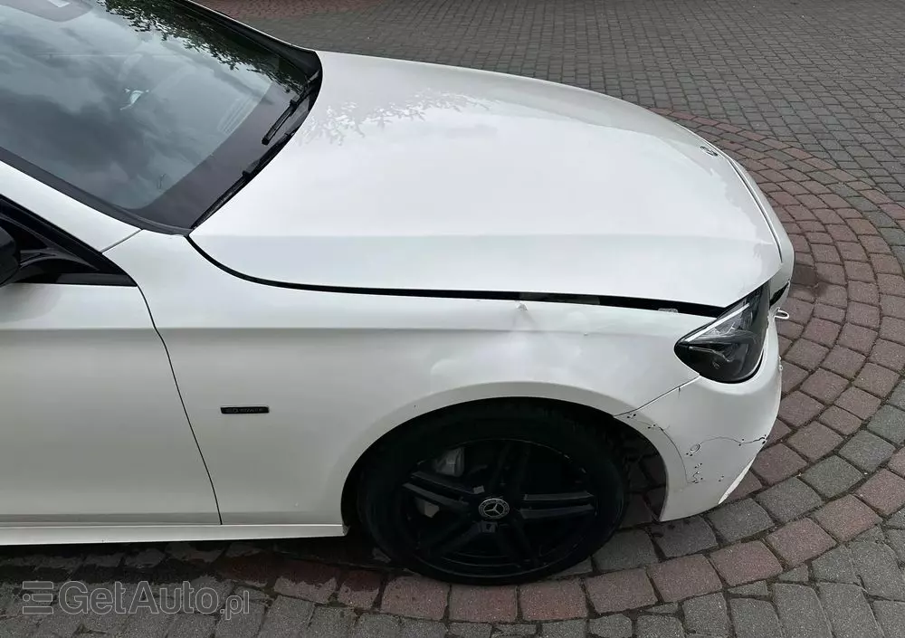 MERCEDES-BENZ Klasa E 300 de AMG/Avantgarde