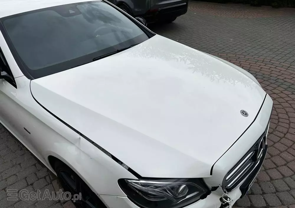 MERCEDES-BENZ Klasa E 300 de AMG/Avantgarde