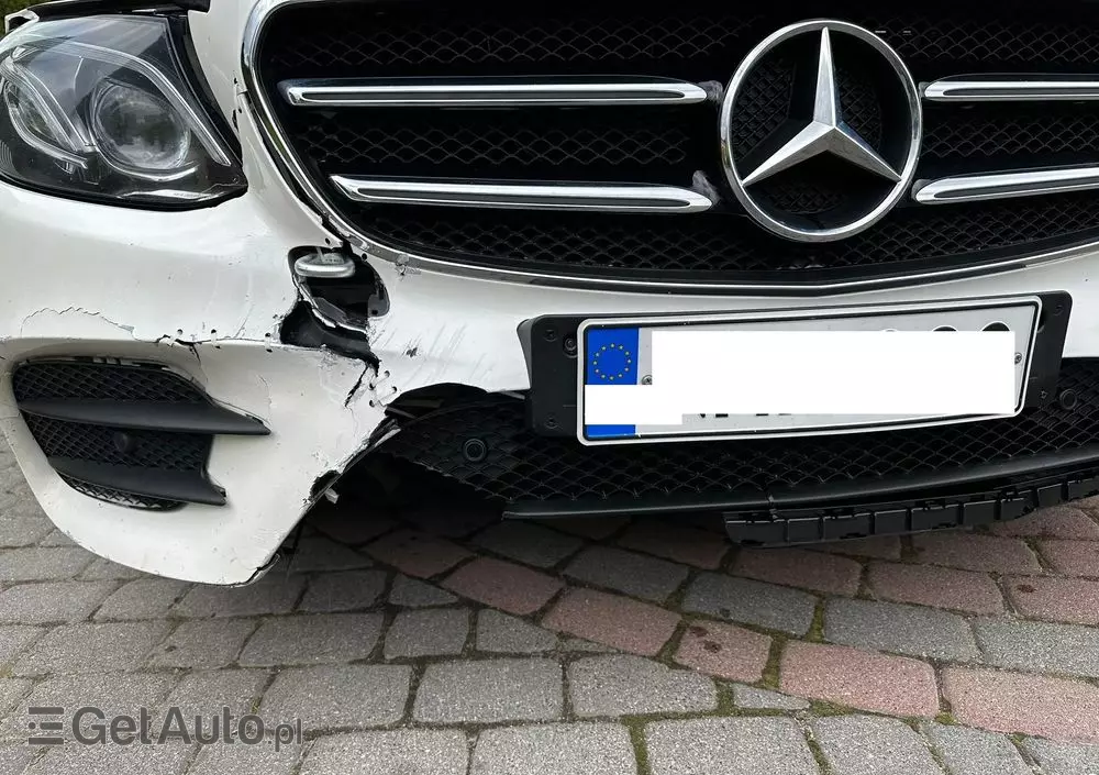 MERCEDES-BENZ Klasa E 300 de AMG/Avantgarde