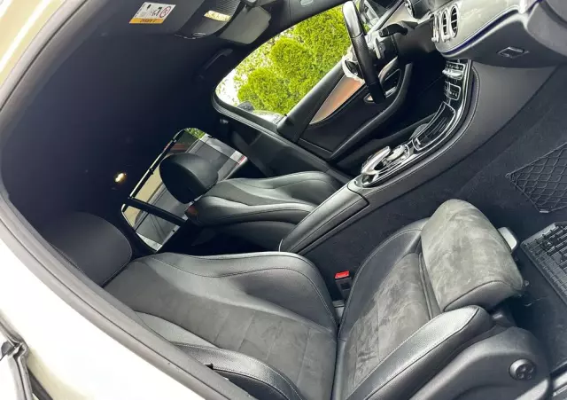 MERCEDES-BENZ Klasa E 300 de AMG/Avantgarde