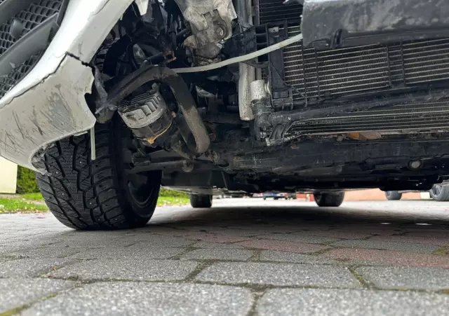 MERCEDES-BENZ Klasa E 300 de AMG/Avantgarde