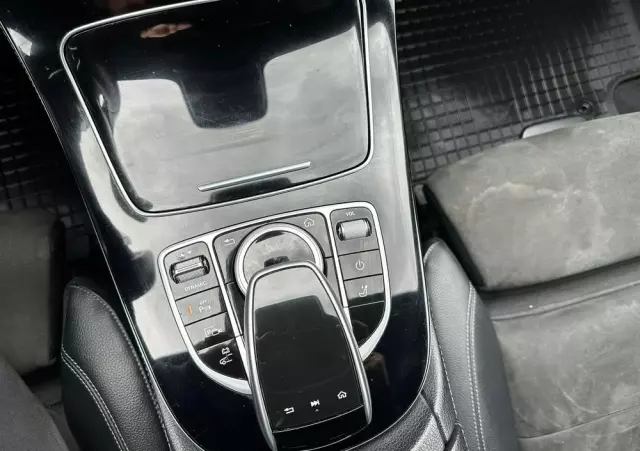 MERCEDES-BENZ Klasa E 300 de AMG/Avantgarde