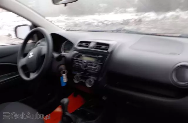 MITSUBISHI Space Star 