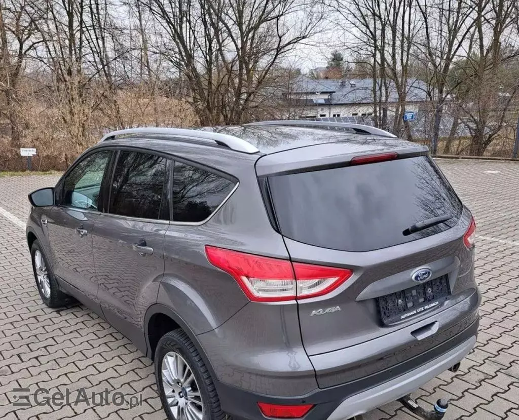 FORD Kuga 