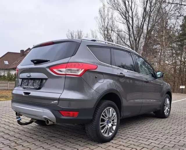 FORD Kuga 