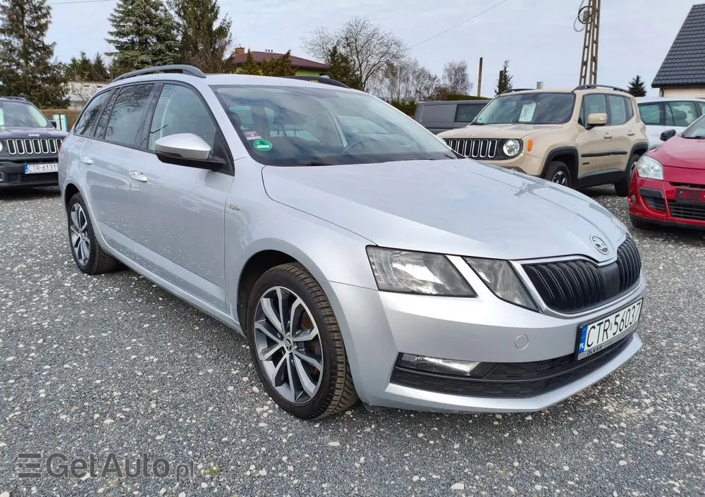 SKODA Octavia 1.6 TDI DSG Soleil