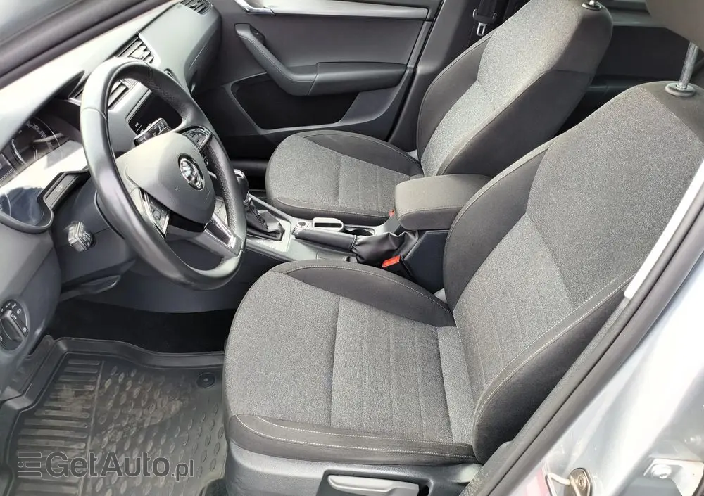 SKODA Octavia 1.6 TDI DSG Soleil