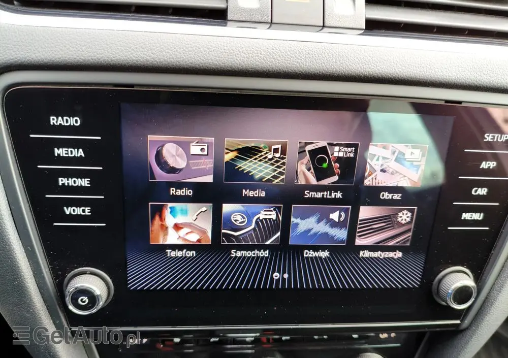 SKODA Octavia 1.6 TDI DSG Soleil