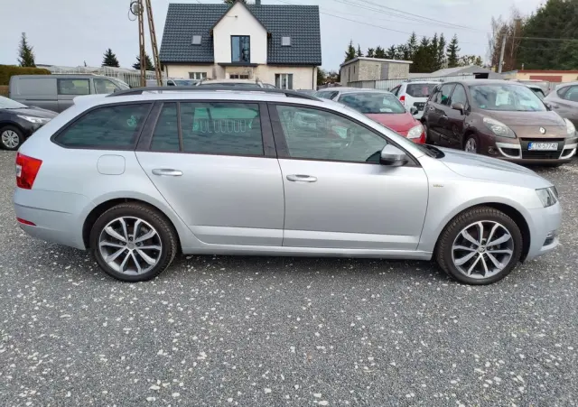 SKODA Octavia 1.6 TDI DSG Soleil