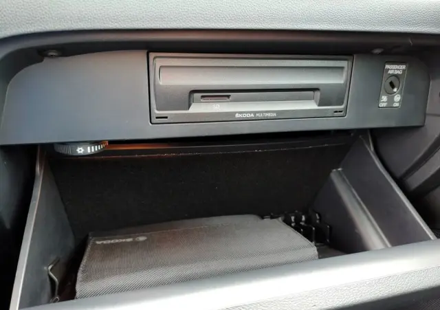 SKODA Octavia 1.6 TDI DSG Soleil