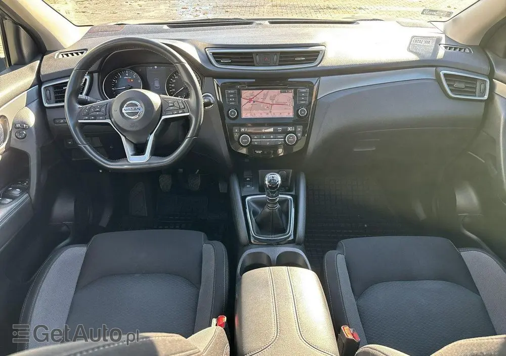 NISSAN Qashqai 1.3 DIG-T N-CONNECTA