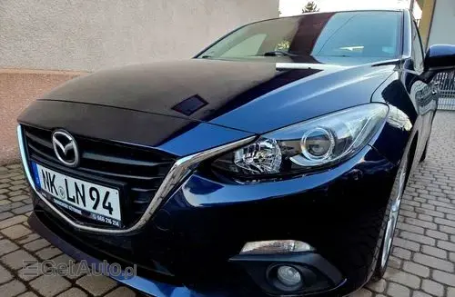 MAZDA 3 