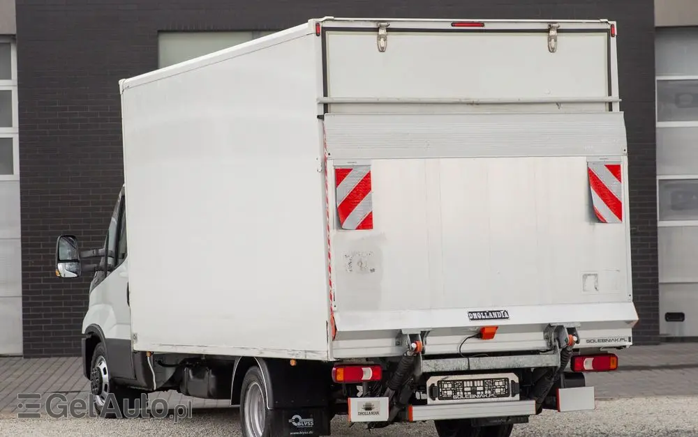 IVECO Daily 35C16 2.3 KONTENER + WINDA dHollandia 750kg koła bliźniaki 
