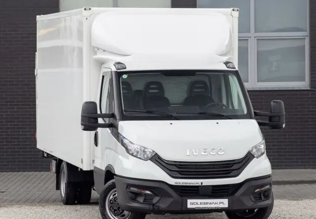 IVECO Daily 35C16 2.3 KONTENER + WINDA dHollandia 750kg koła bliźniaki 