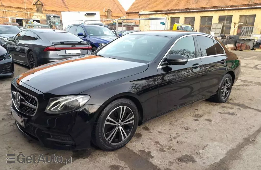 MERCEDES-BENZ Klasa E 