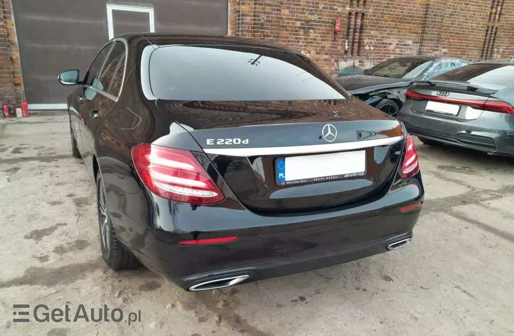 MERCEDES-BENZ Klasa E 