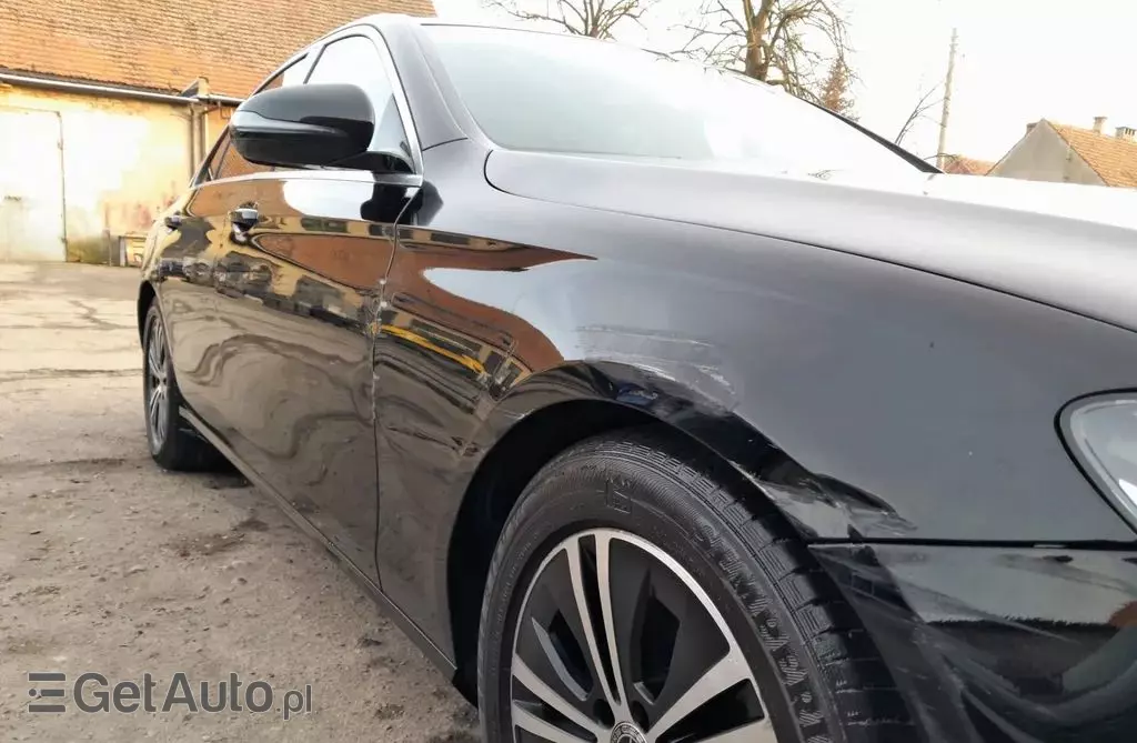 MERCEDES-BENZ Klasa E 