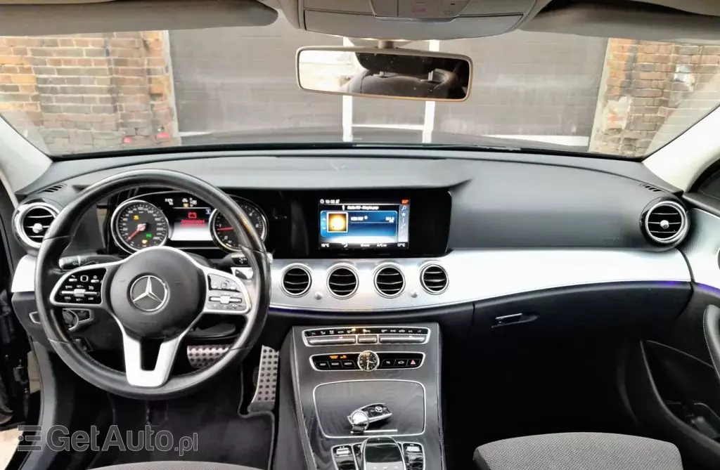 MERCEDES-BENZ Klasa E 