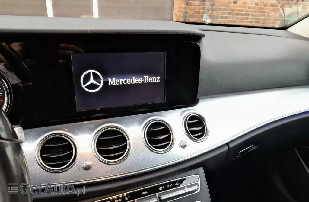 MERCEDES-BENZ Klasa E 