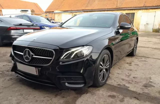 MERCEDES-BENZ Klasa E 