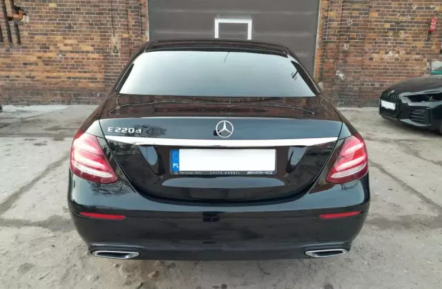 MERCEDES-BENZ Klasa E 