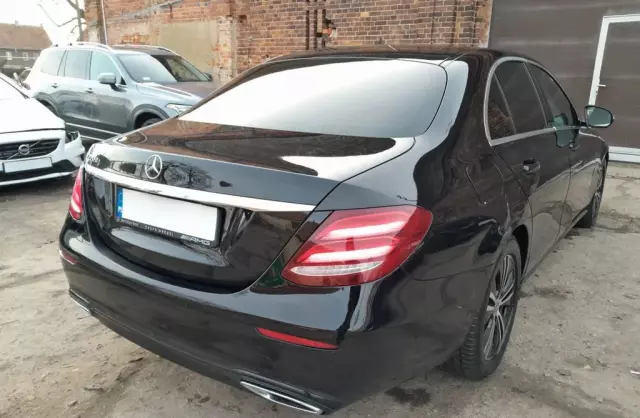 MERCEDES-BENZ Klasa E 