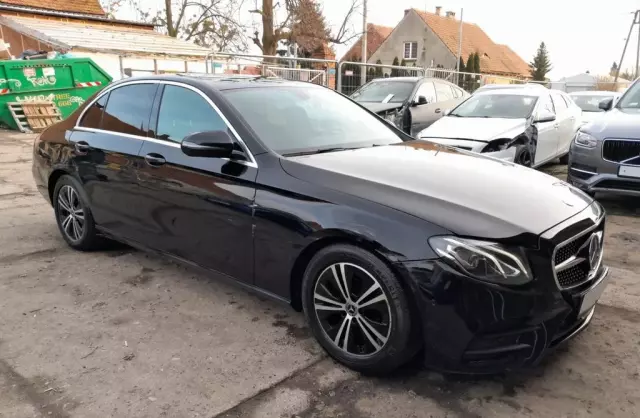 MERCEDES-BENZ Klasa E 