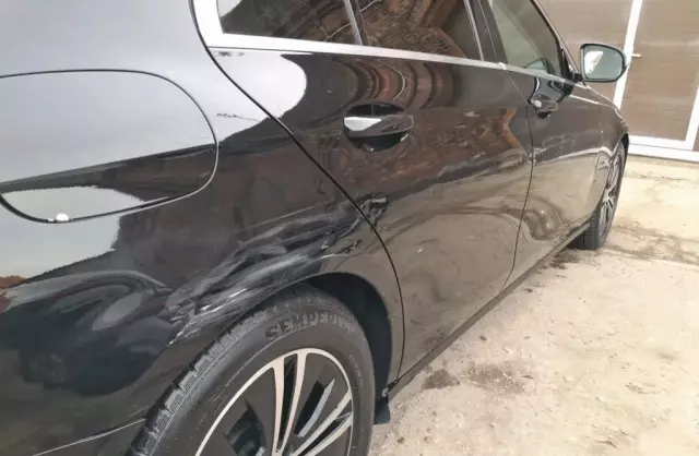 MERCEDES-BENZ Klasa E 