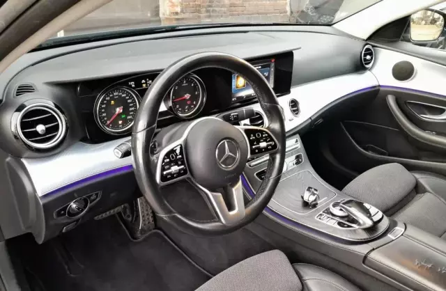 MERCEDES-BENZ Klasa E 