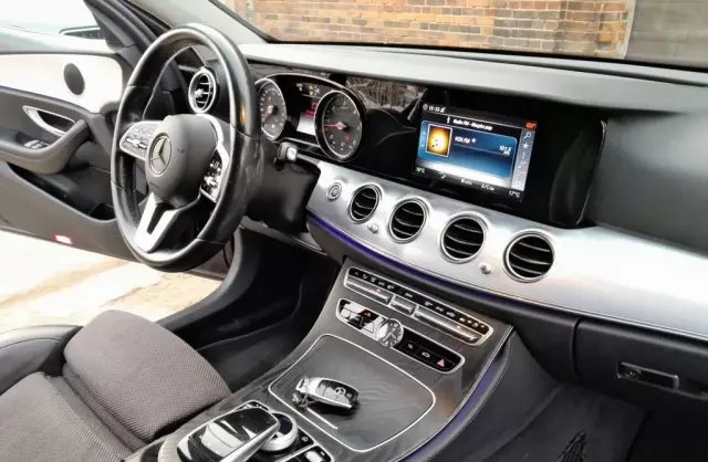 MERCEDES-BENZ Klasa E 