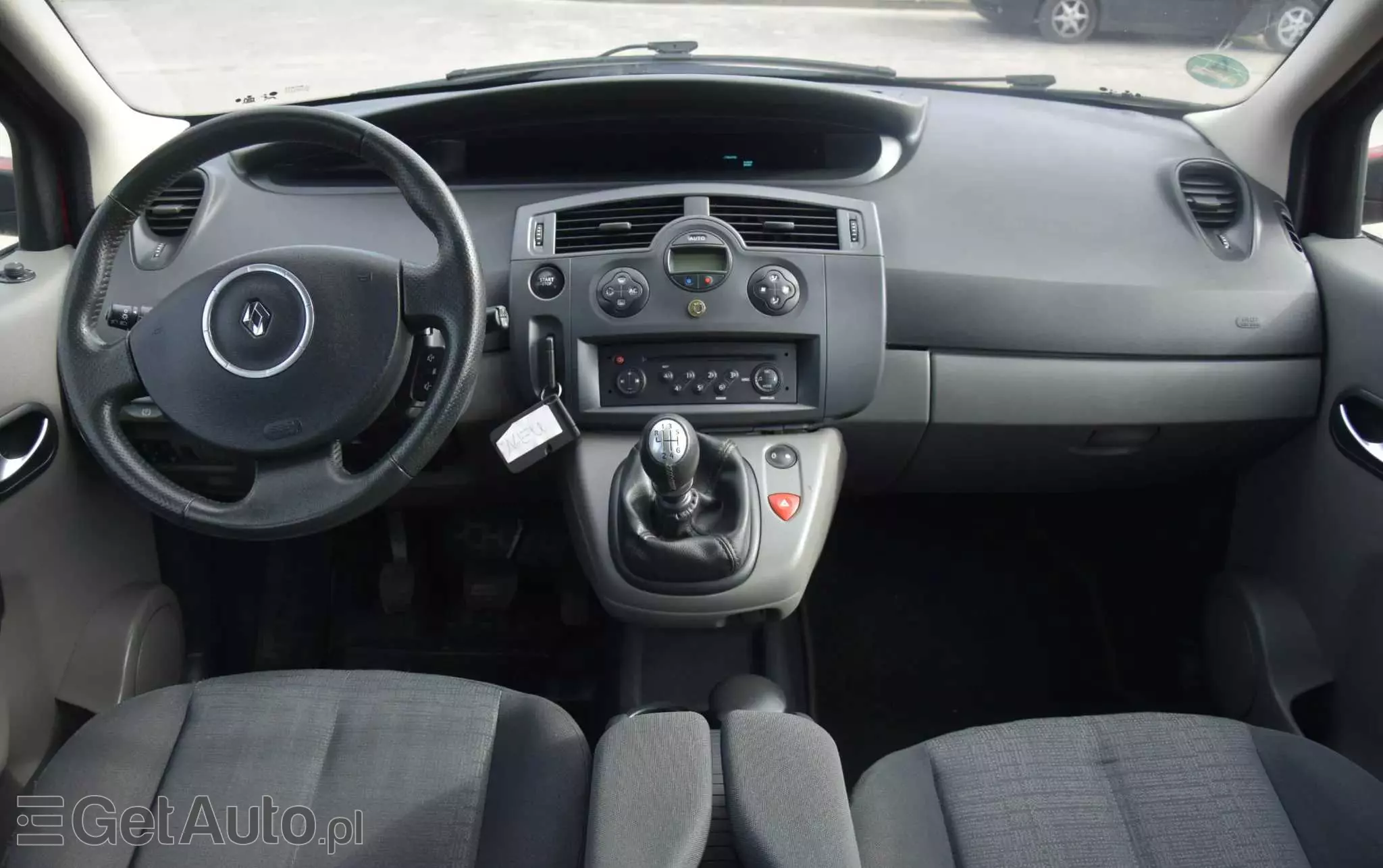 RENAULT Scenic 