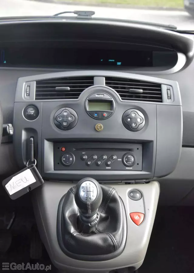 RENAULT Scenic 