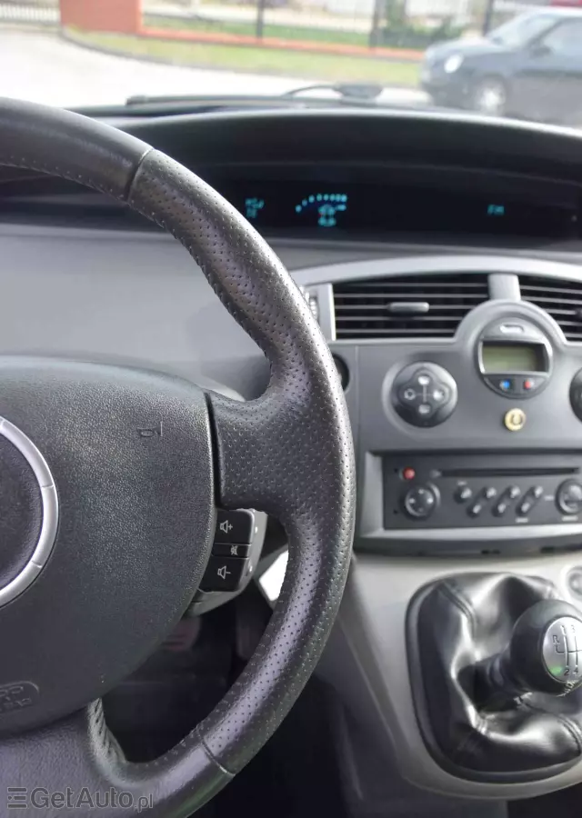 RENAULT Scenic 