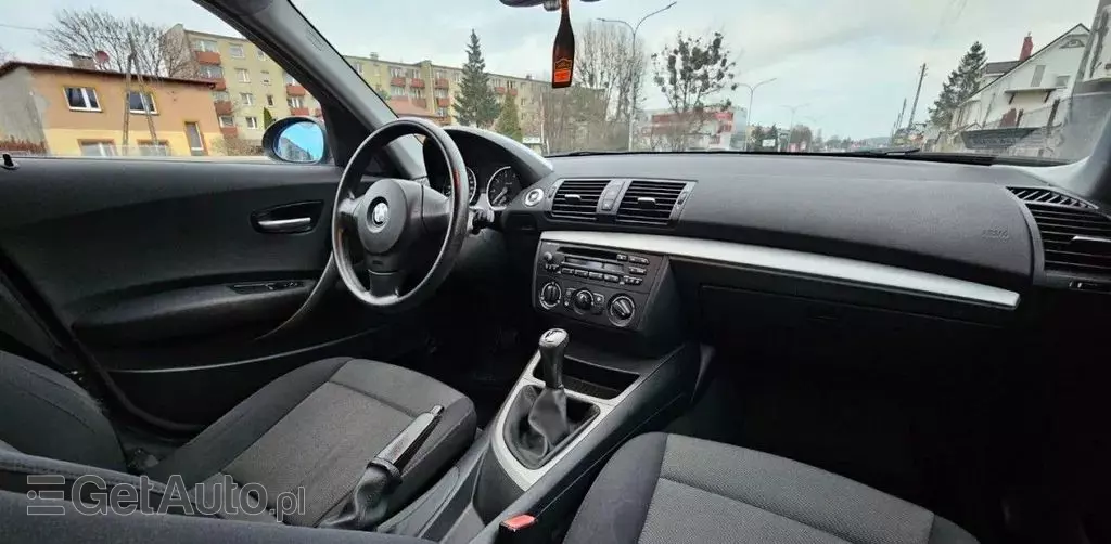 BMW Seria 1 116i (115 KM)