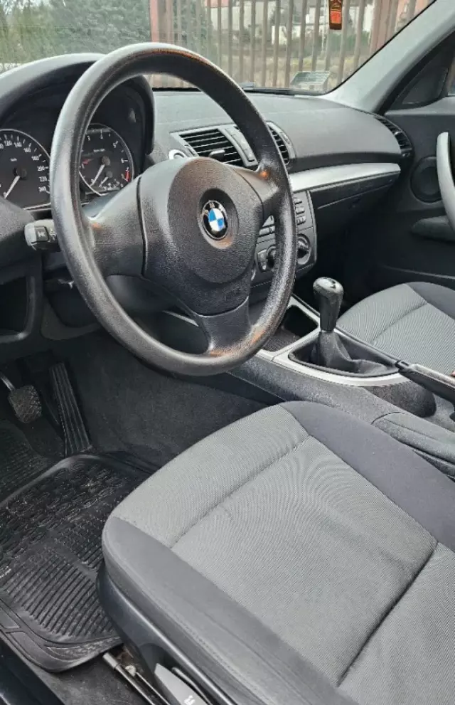 BMW Seria 1 116i (115 KM)