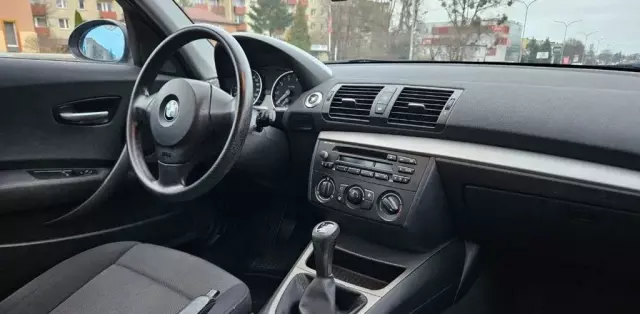 BMW Seria 1 116i (115 KM)