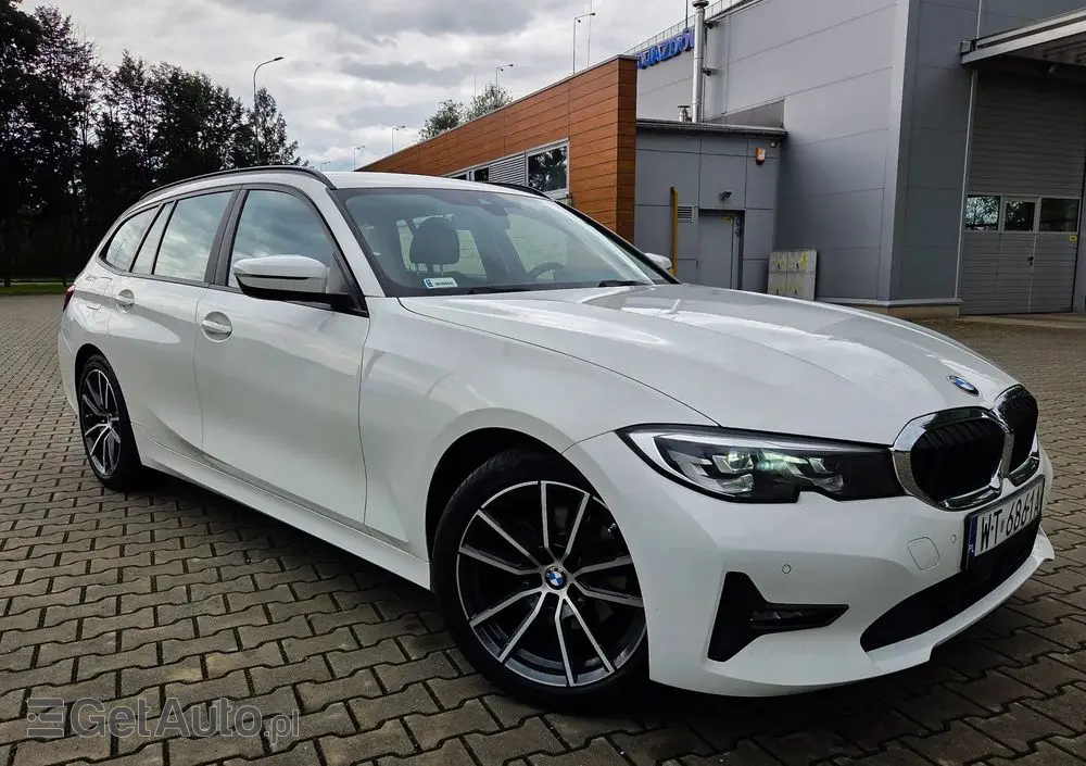 BMW Seria 3 320d Sport Line