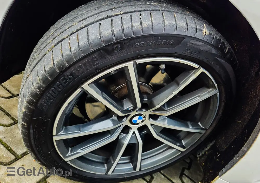 BMW Seria 3 320d Sport Line