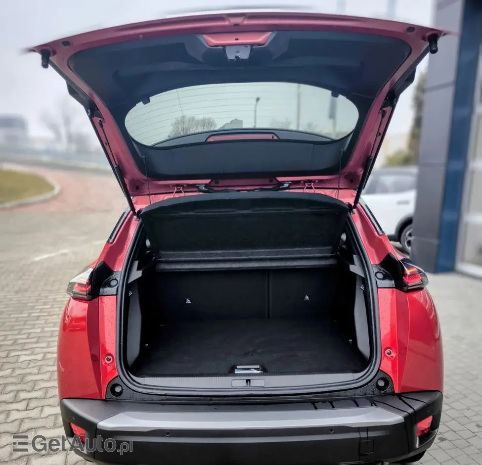 PEUGEOT 2008 PureTech mHEV GT e-DCS6