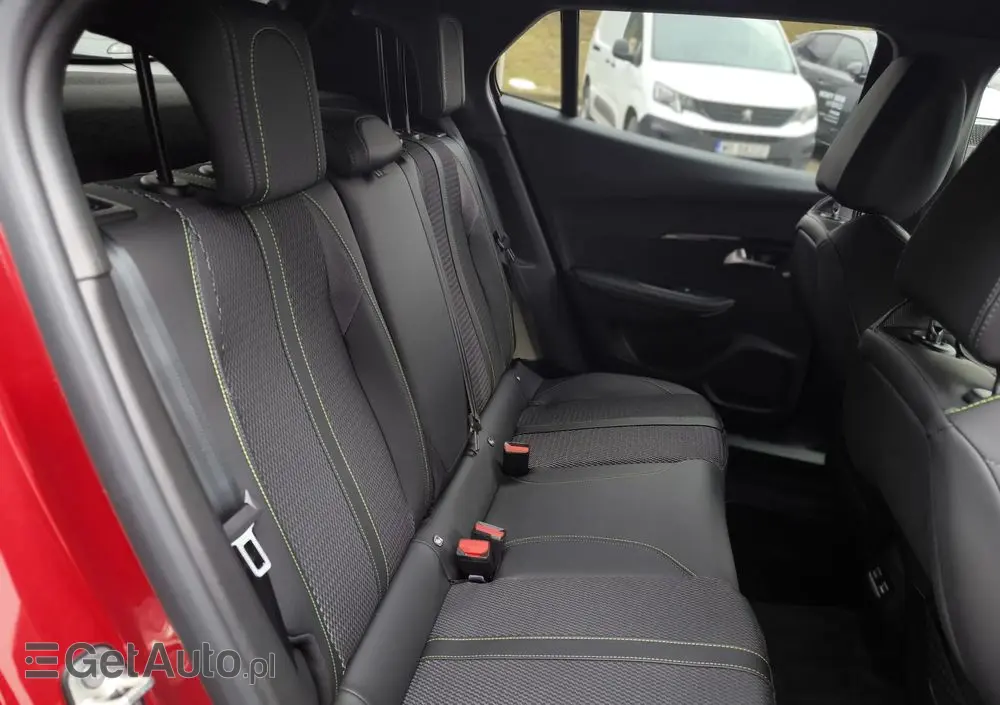 PEUGEOT 2008 PureTech mHEV GT e-DCS6