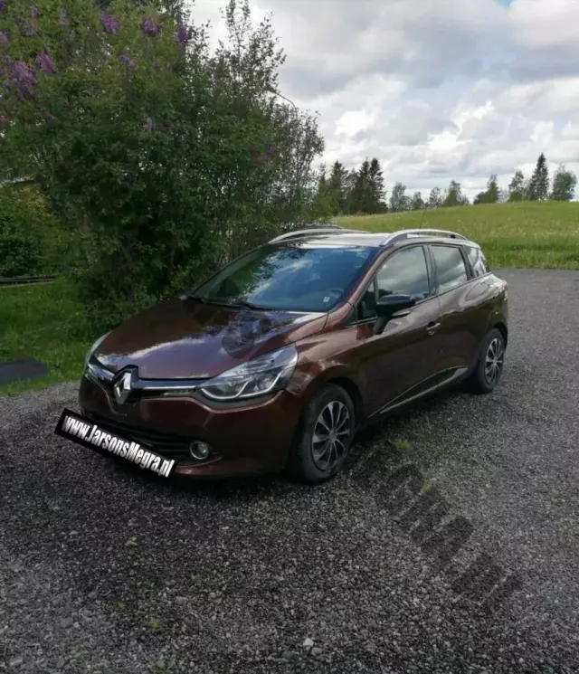 RENAULT Clio 