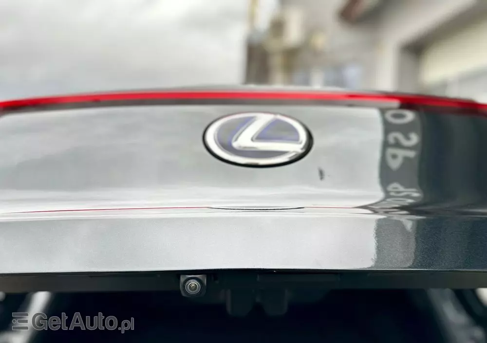 LEXUS UX 250h Business Edition